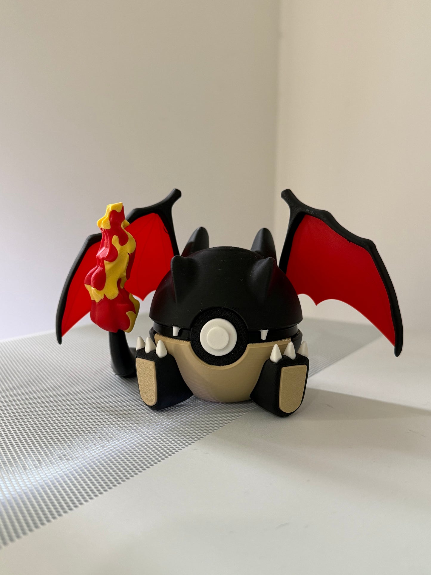 Shining Charizard Display Ball