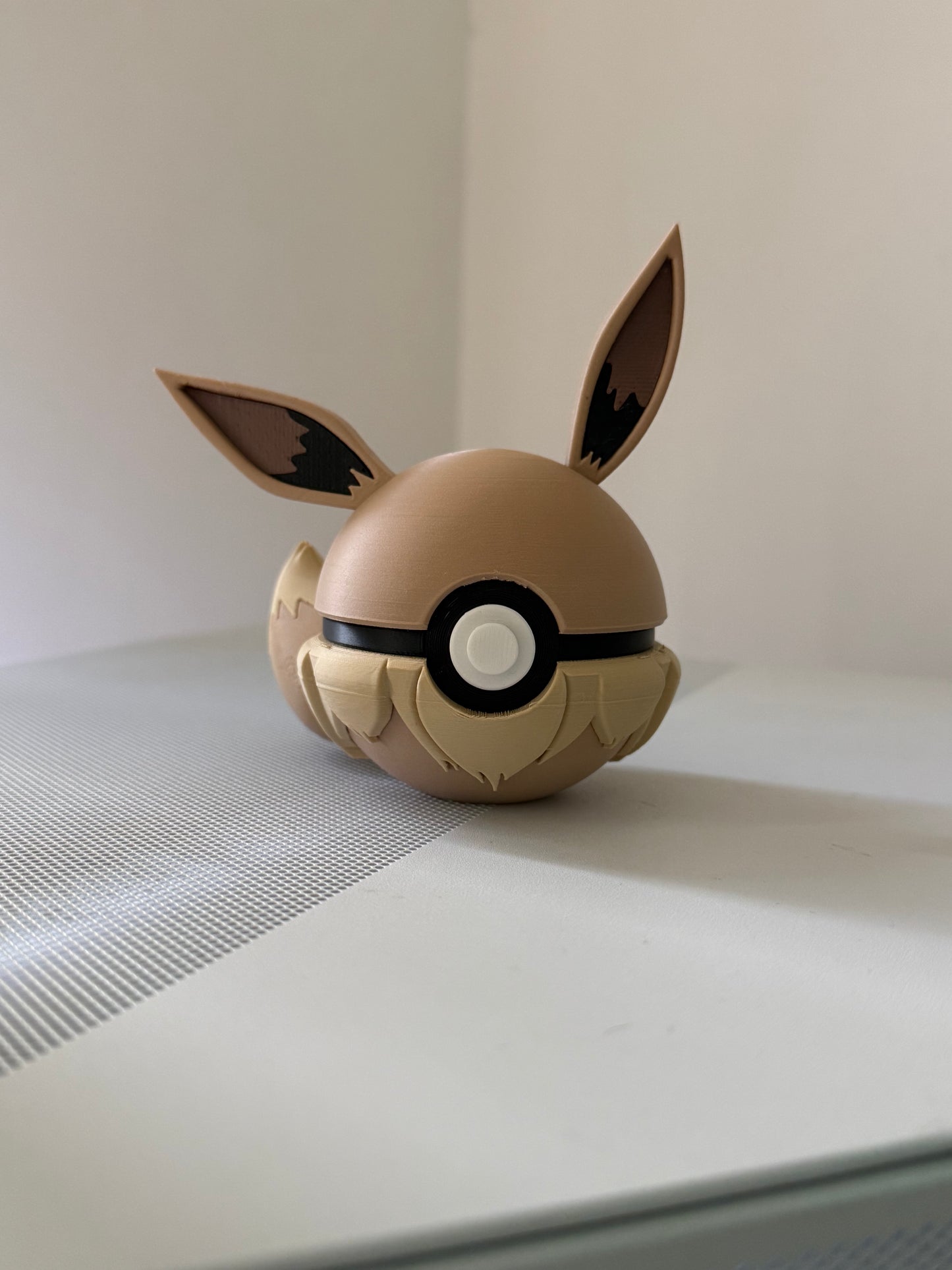 Eevee Style Display Ball