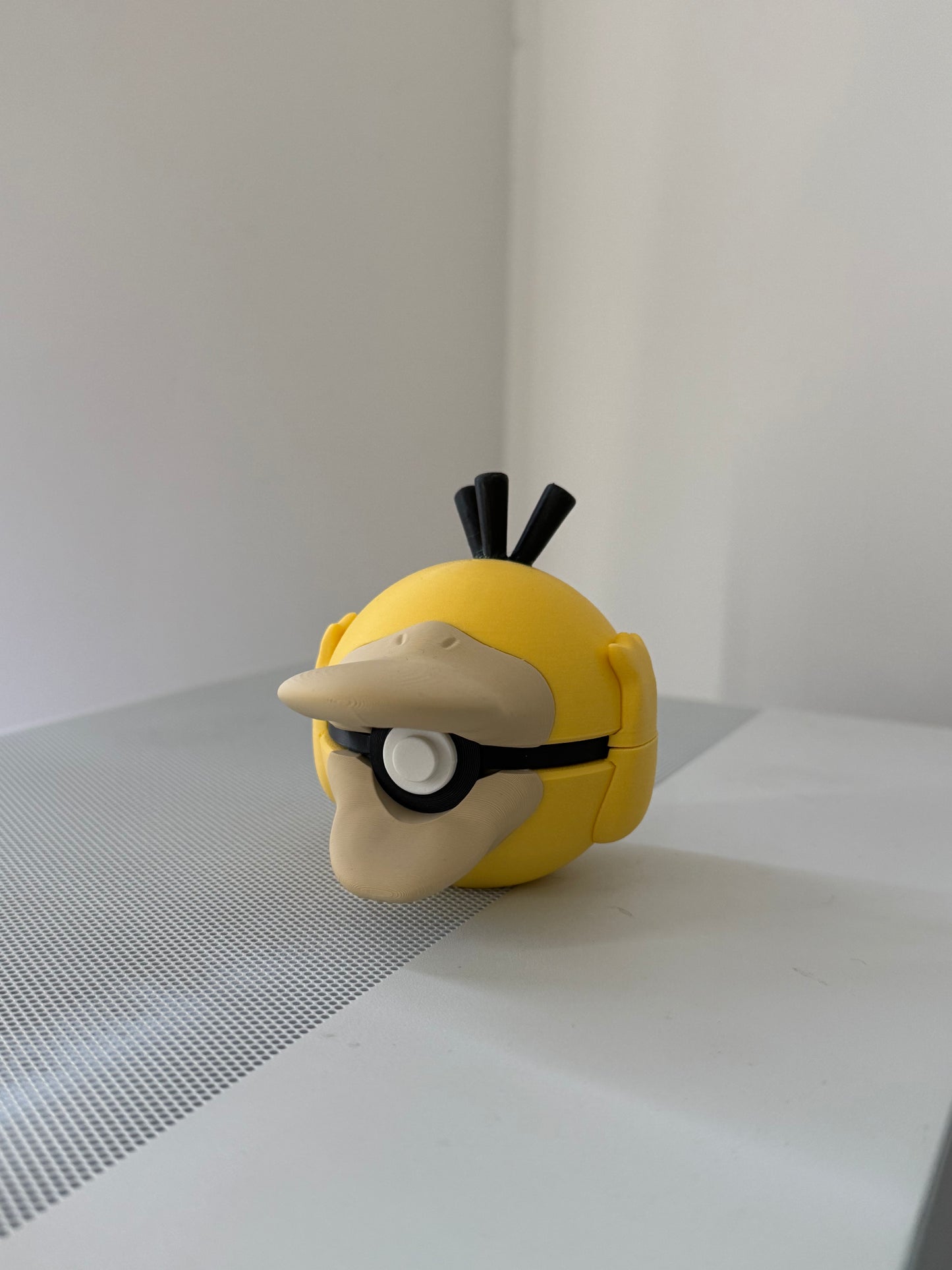 Psyduck Style Display Ball